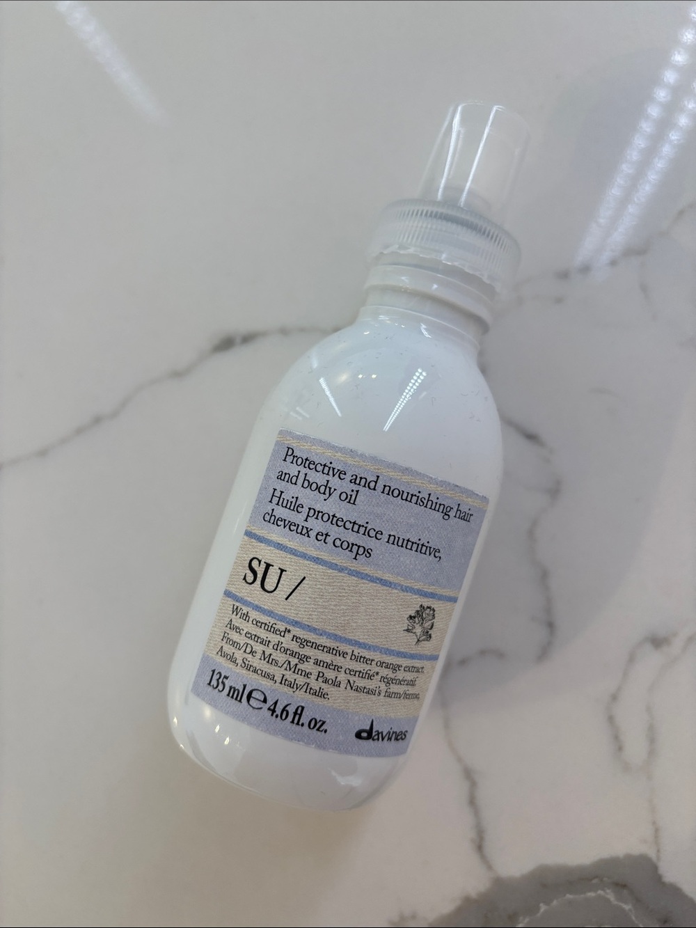 Davines SU/ Protective & Nourishing Hair & Body Oil — White